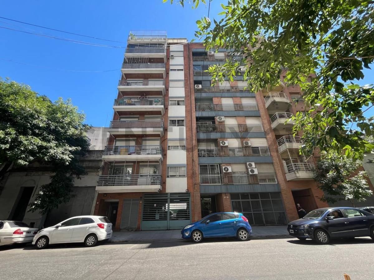 Foto de Venta Semipiso de 4 AMBIENTES - COCHERA -SUPER LUMINOSO - EXCELENTE, imagen 3
