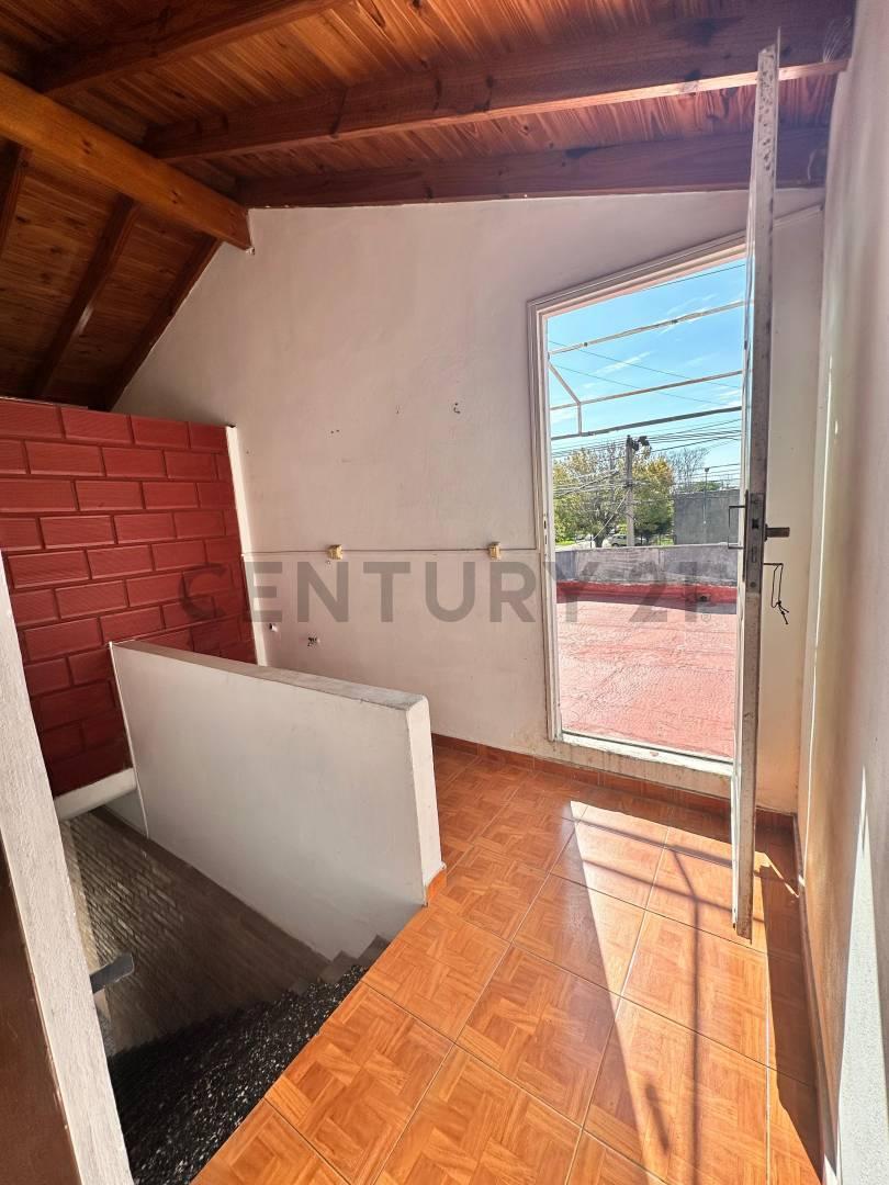 Foto de Venta de PH en P. Alta Con Terraza Propia – Villa Tesei | Ferre al 100, imagen 3
