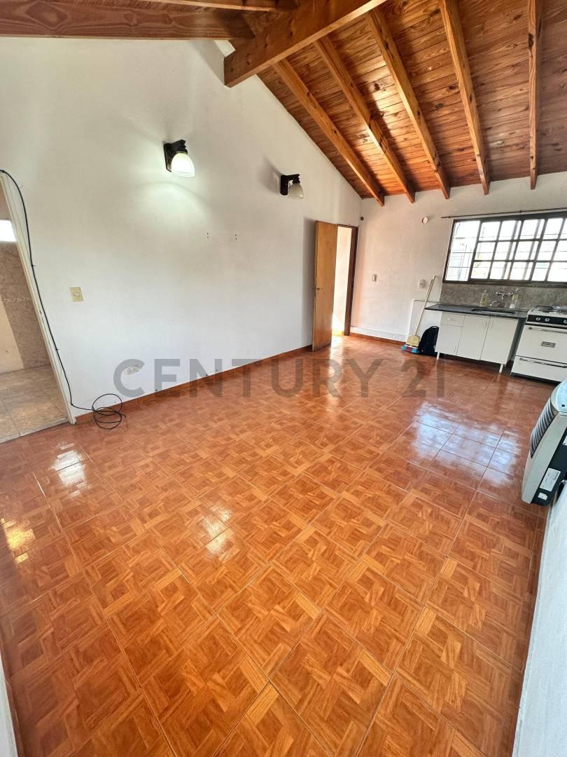 Foto de Venta de PH en P. Alta Con Terraza Propia – Villa Tesei | Ferre al 100, imagen 2