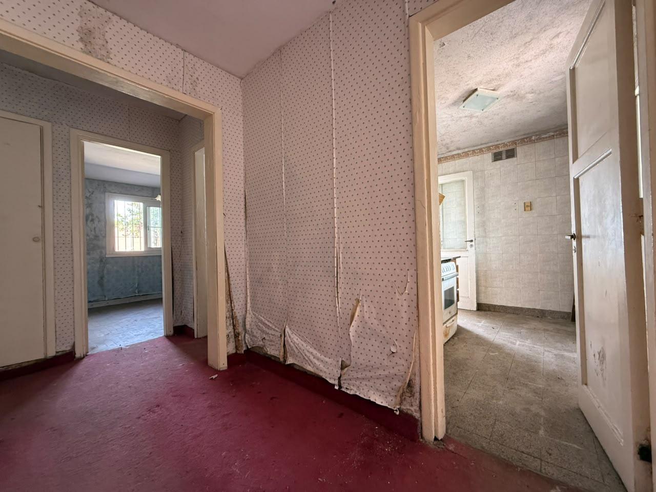 Foto de VENTA CASA LOTE PROPIO CON JARDÍN Y PILETA SAAVEDRA, imagen 2