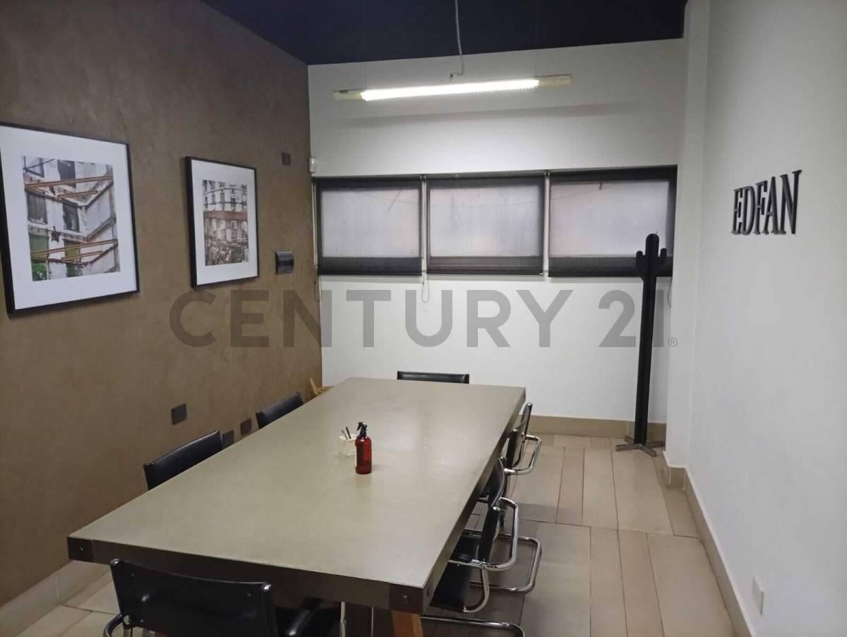 Foto de VENTA DE OFICINAS MAS GALPON Y LOCAL EN VILLA URQUIZA, imagen 3