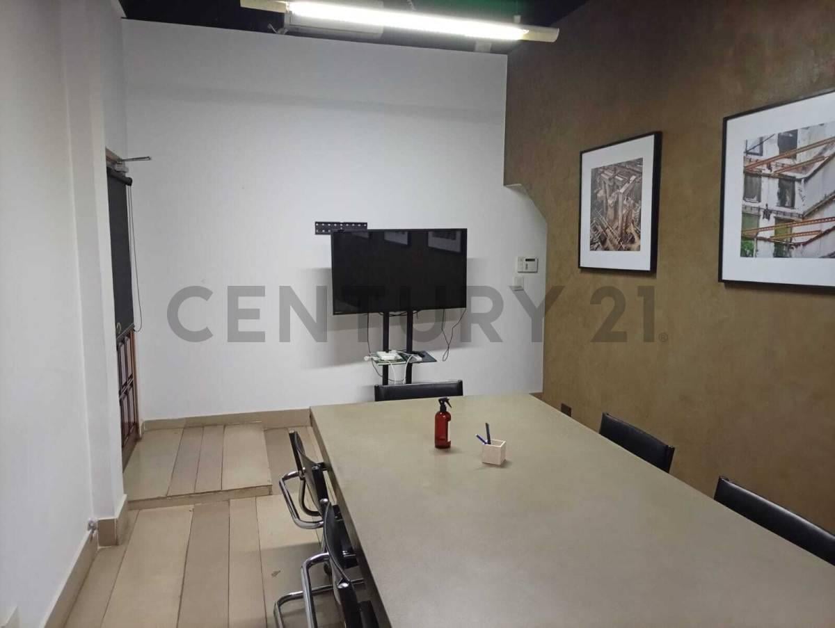 Foto de VENTA DE OFICINAS MAS GALPON Y LOCAL EN VILLA URQUIZA, imagen 2