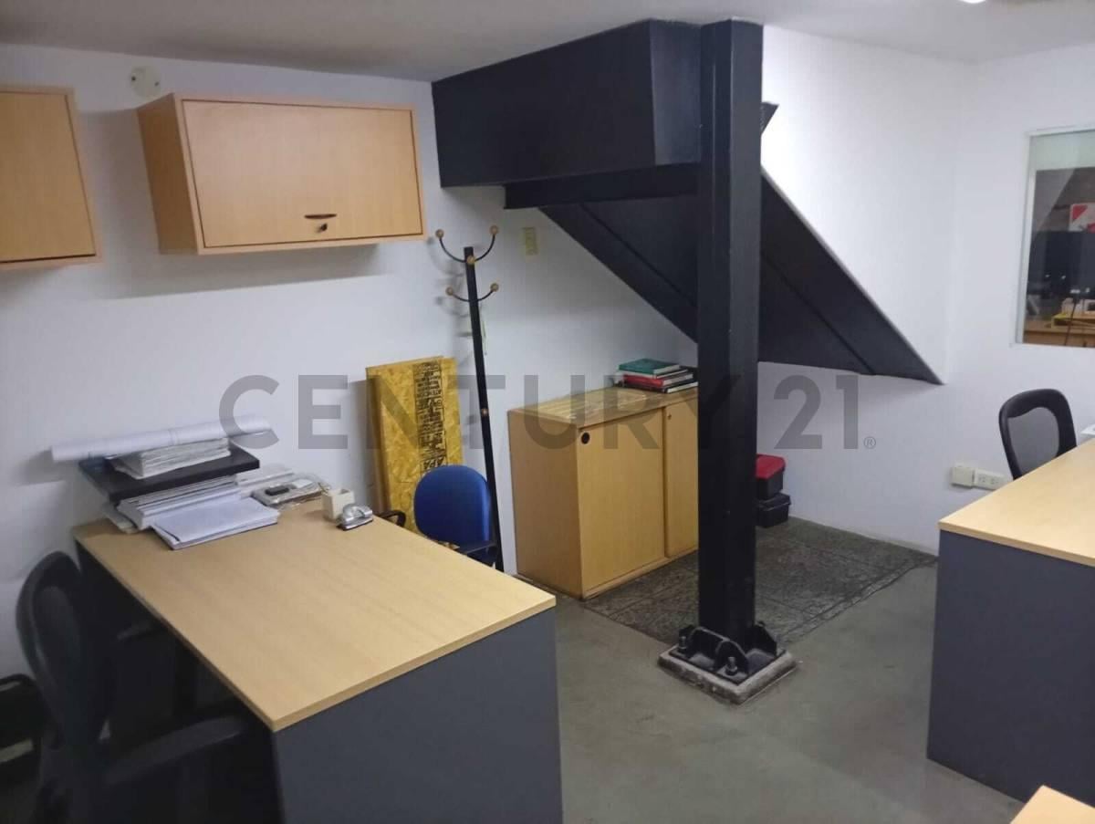 Foto de VENTA DE OFICINAS MAS GALPON Y LOCAL EN VILLA URQUIZA, imagen 5