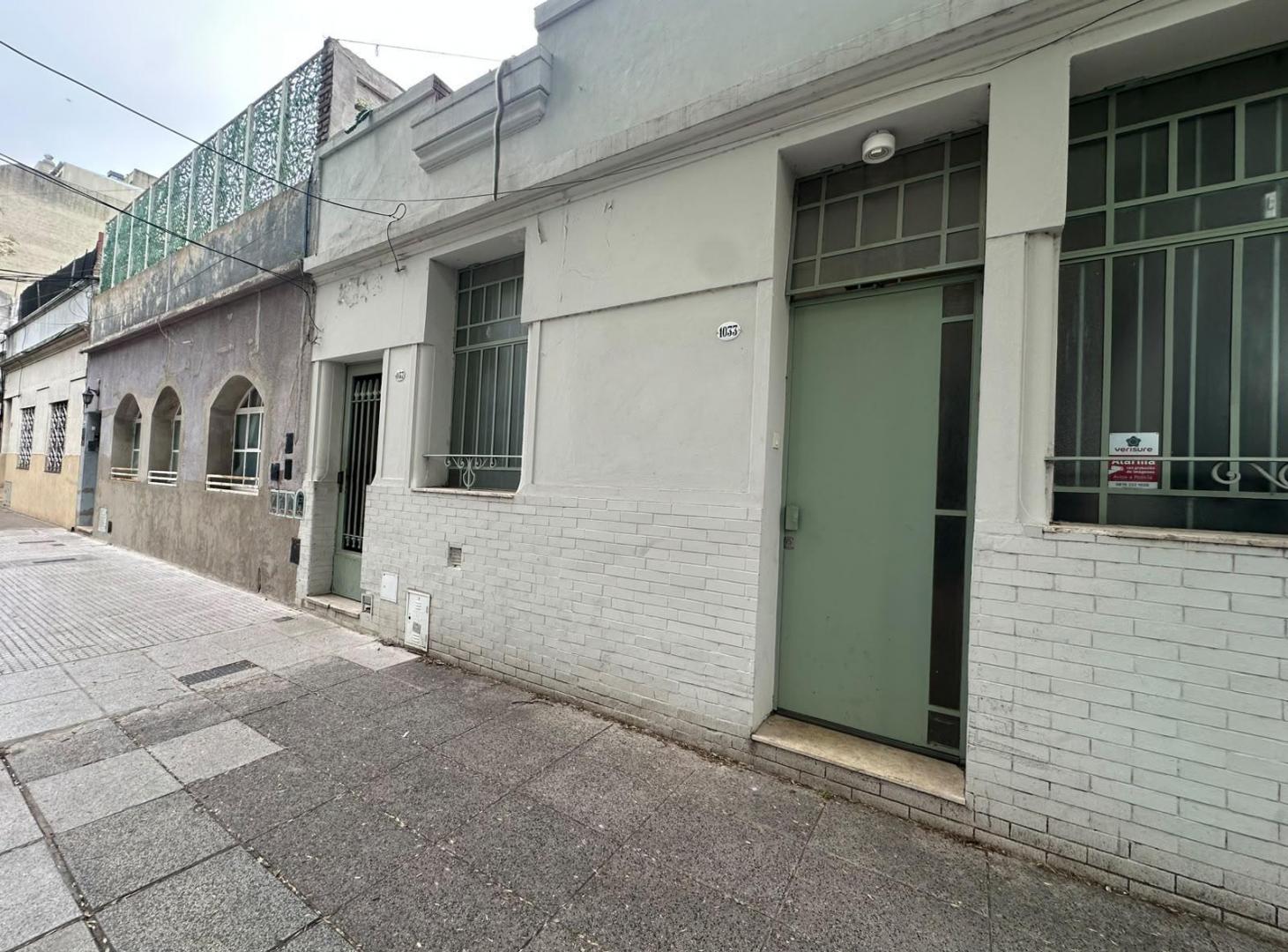 Foto de VENTA PH 3/4 AMBIENTES CON GRAN TERRAZA PROPIA EN VILLA ORTUZAR, imagen 2
