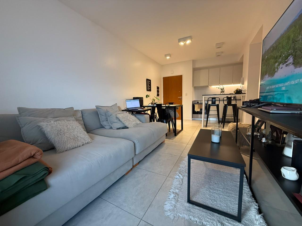 Foto de ALQUILER DEPARTAMENTO 2 AMBIENTES CON BALCÓN Y AMENITIES – IN LOPE DE, imagen 4