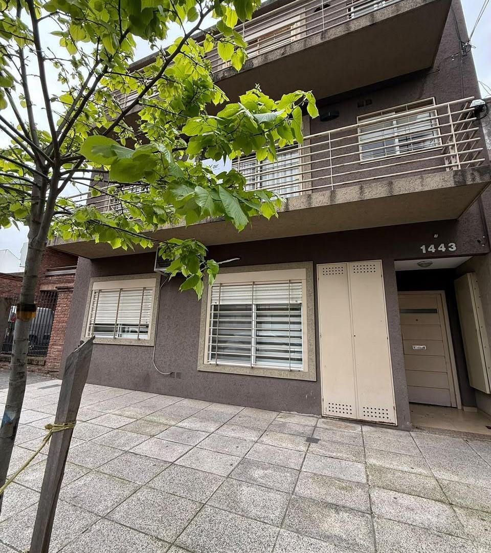Foto de VENTA DEPARTAMENTO 3 AMBIENTES BALCÓN CORRIDO TERRAZA PROPIA MONTE, imagen 2