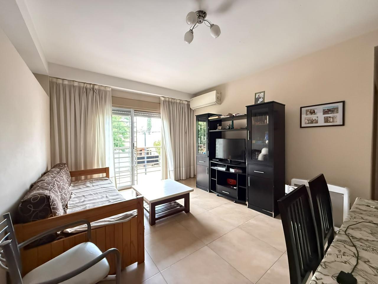Foto de VENTA DEPARTAMENTO 3 AMBIENTES BALCÓN CORRIDO TERRAZA PROPIA MONTE, imagen 1