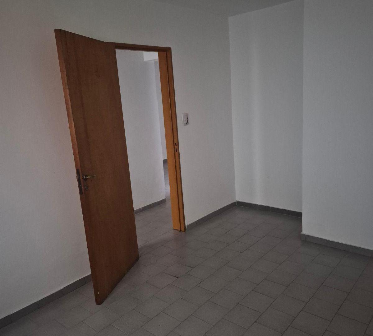 Alquilo Departamento // 1 dormitorio // PB con Patio
