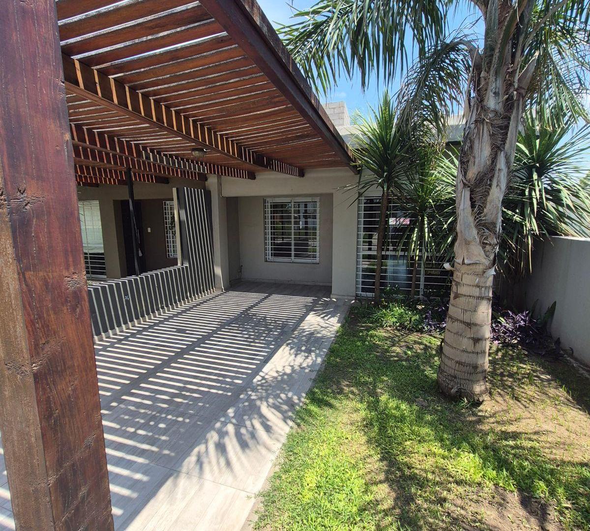 Alquiler Duplex // 2 Dormitorios // Patio Asador pileta // Barrio cerrado