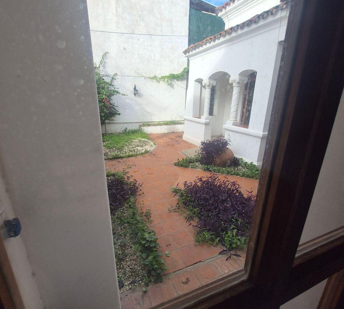 Foto de Alquilo Casa // Apto uso comercial // Profesional // 10 ambientes //, imagen 3