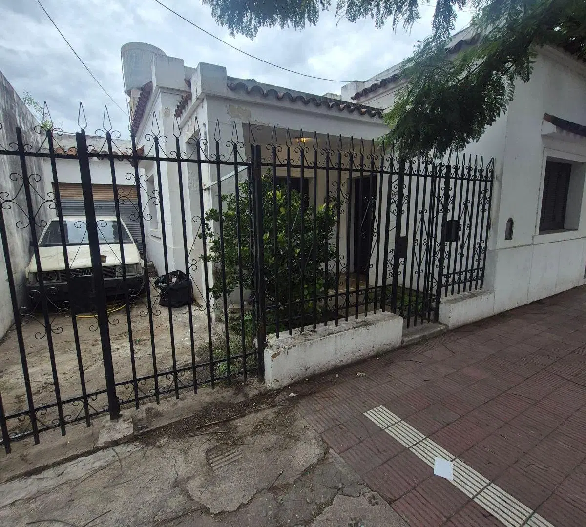 Alquilo Casa // 2 Dormitorios // Patio // Cochera // Barrio Crisol 4