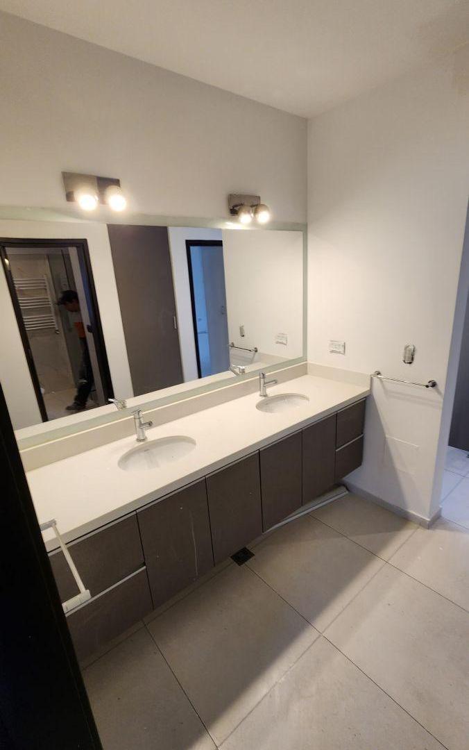 Foto de Alquiler Duplex // 3 Dormitorios// Greenville II // patio Cochera, imagen 3