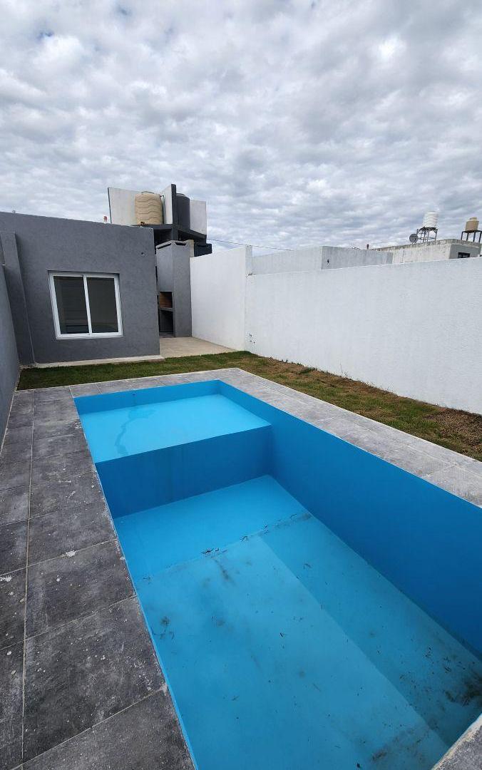 Foto de Duplex A ESTRENAR // Barrio Norte // 2 dormitorios // Pileta // Cochera, imagen 2
