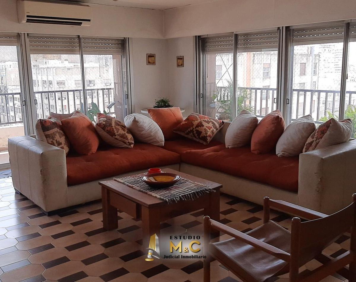 Elegante Piso de Jerarquia en El Centro de Cordoba - 250 m con 4 Hab 4 Bañ 2 Coch 3