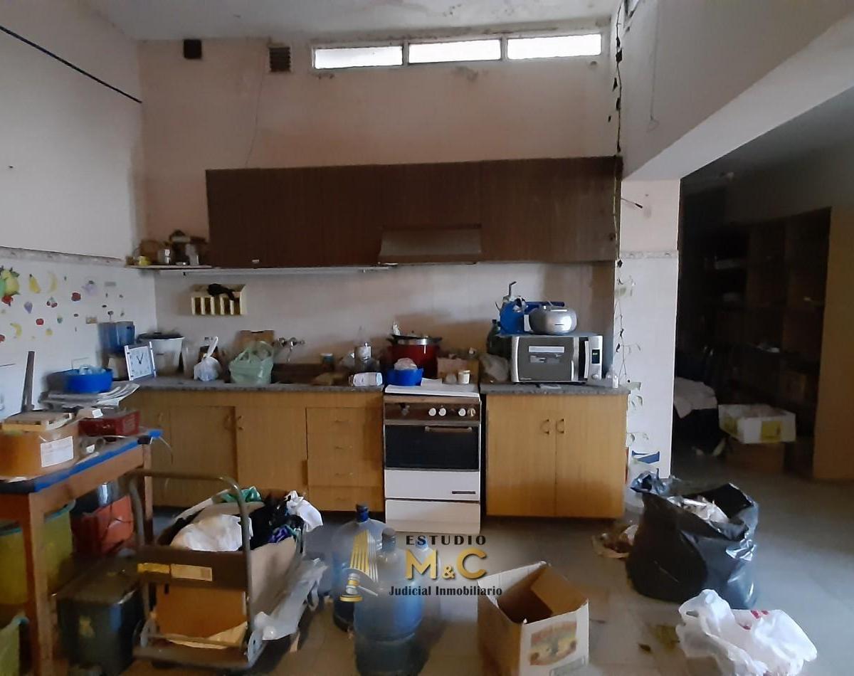 Venta Casa + Dpto Interno B° Los Paraisos 4