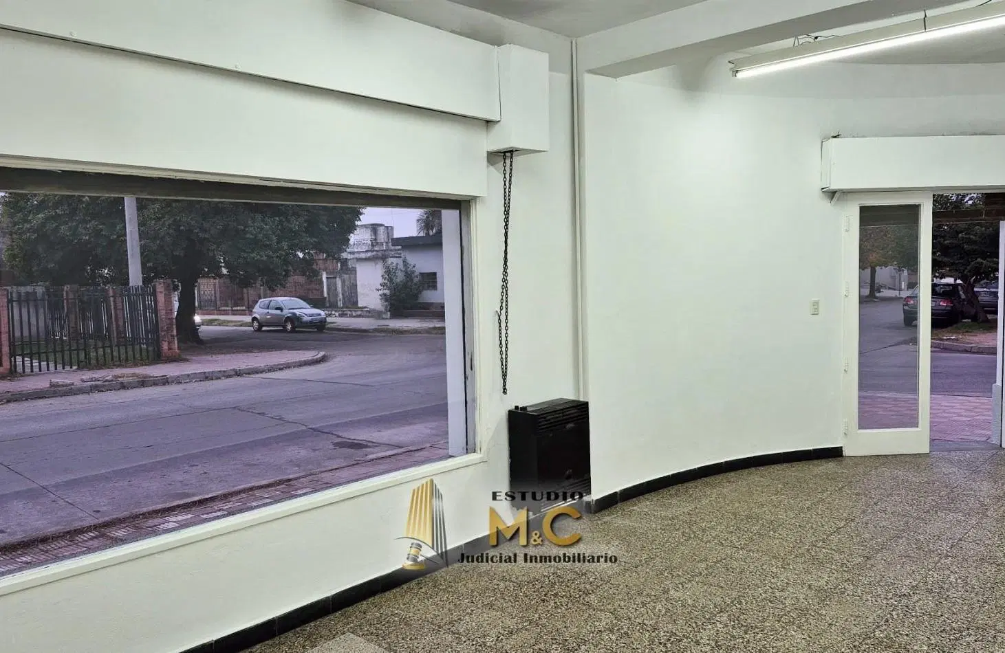 Alquilo Local Comercial 28mts en B° Jardin 2