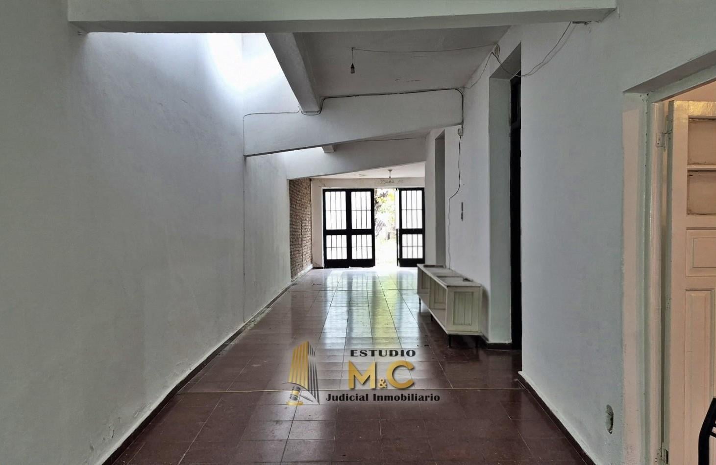 Versatil Casa con Gran Salon en Alta Cordoba