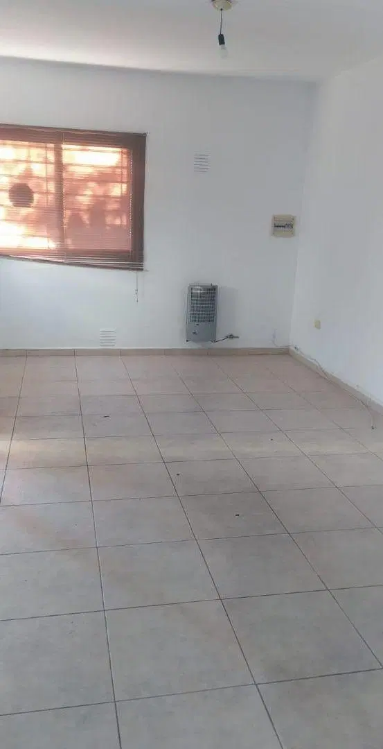 B° Villa Belgrano AQUILO Dúplex de 3 dormitorios, 3 baños, cochera y patio. 4