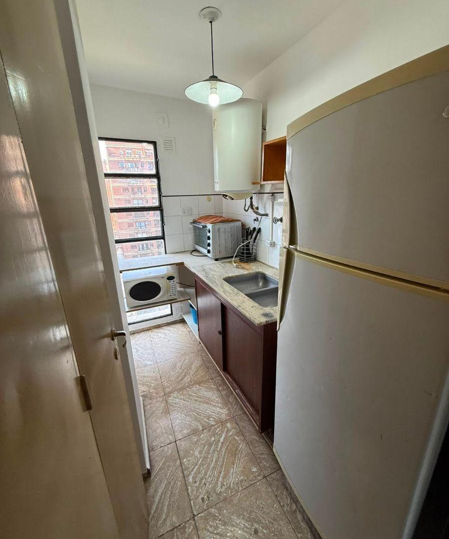 Foto de VENDO Depto amoblado de 1 dormitorio. Sobre cañada casi esquina Bv. San Juan, imagen 4