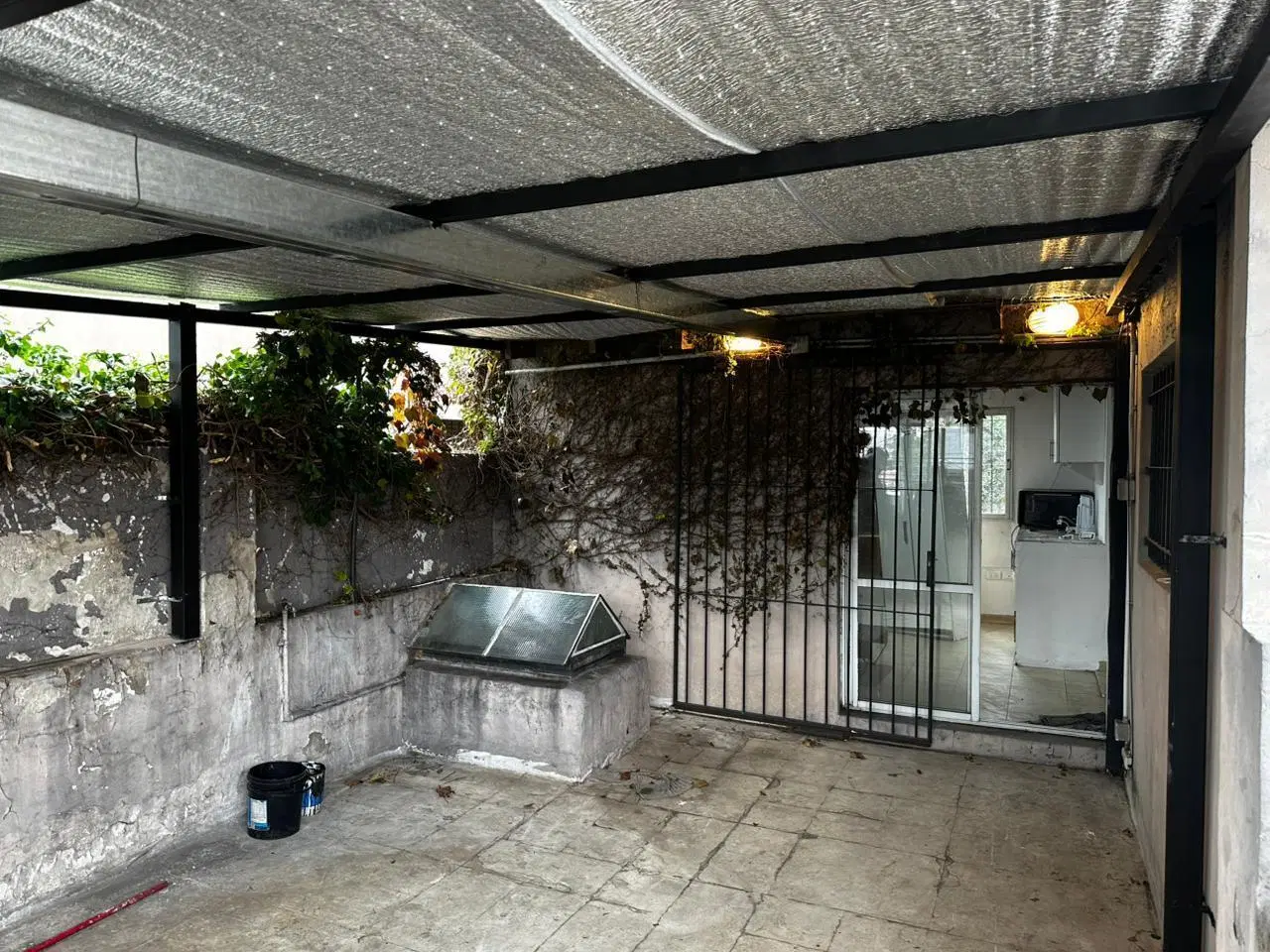 Departamento 2 AMB con galeria y cochera. 4