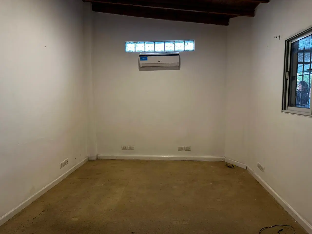 Departamento 2 AMB con galeria y cochera. 5