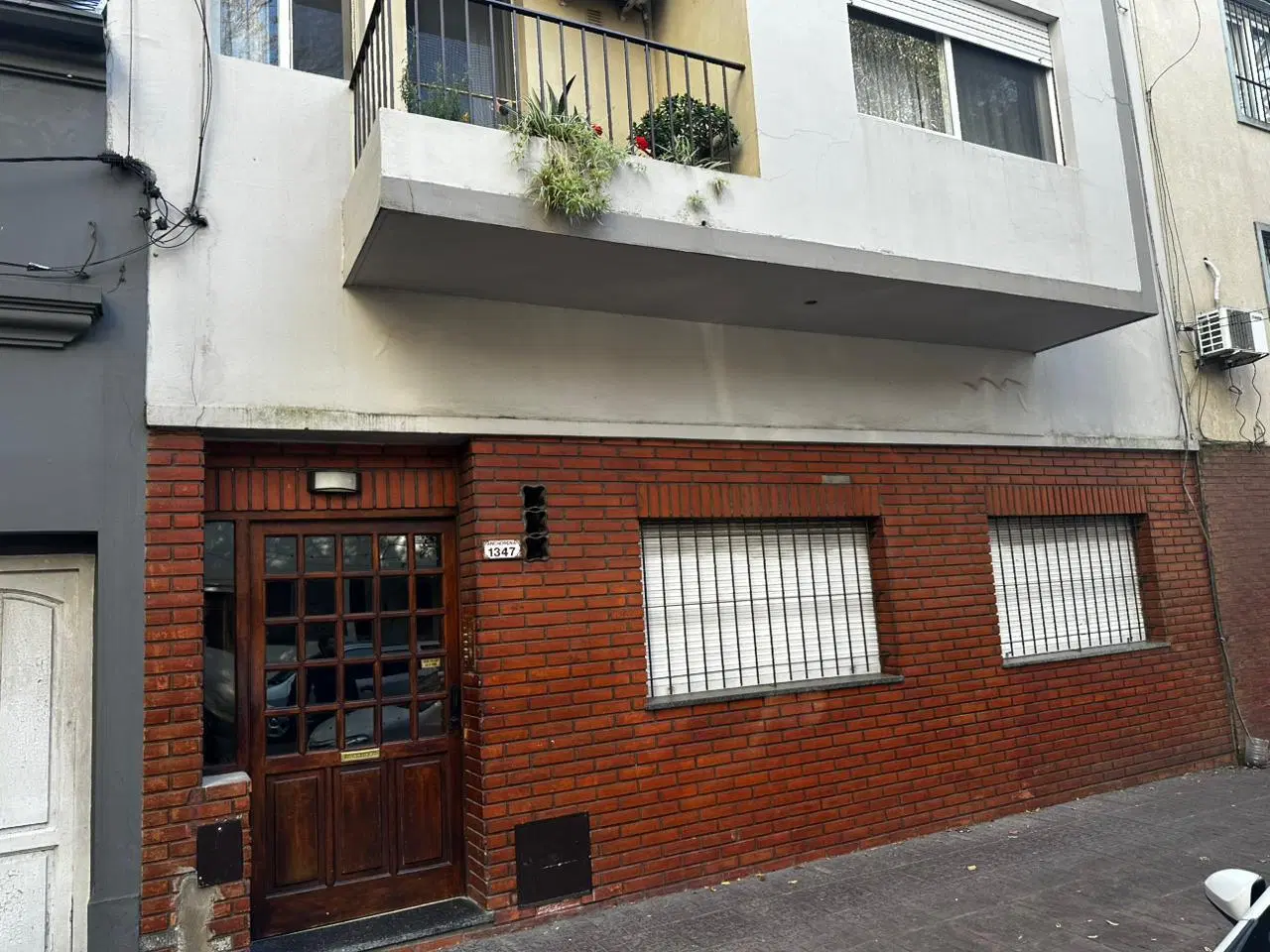 Departamento en PB | 3 ambientes | La Lucila, Vicente López — ¡OPORTUNIDAD! 2