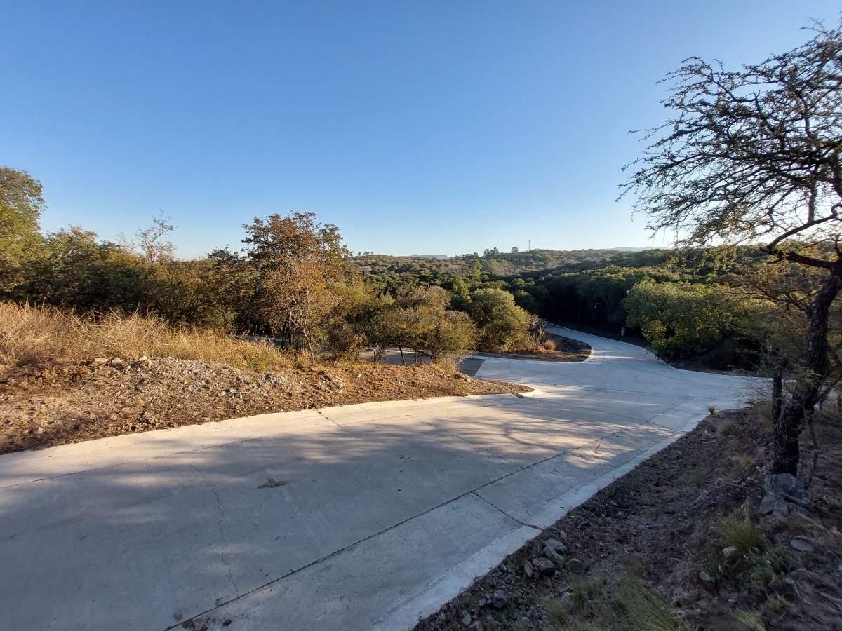 Lote en Lomas del Cigarral - Plano de 580 m² Escritura 4