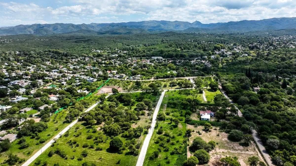 Lote Barrio Cerrado - La Adela - 570 m² 1