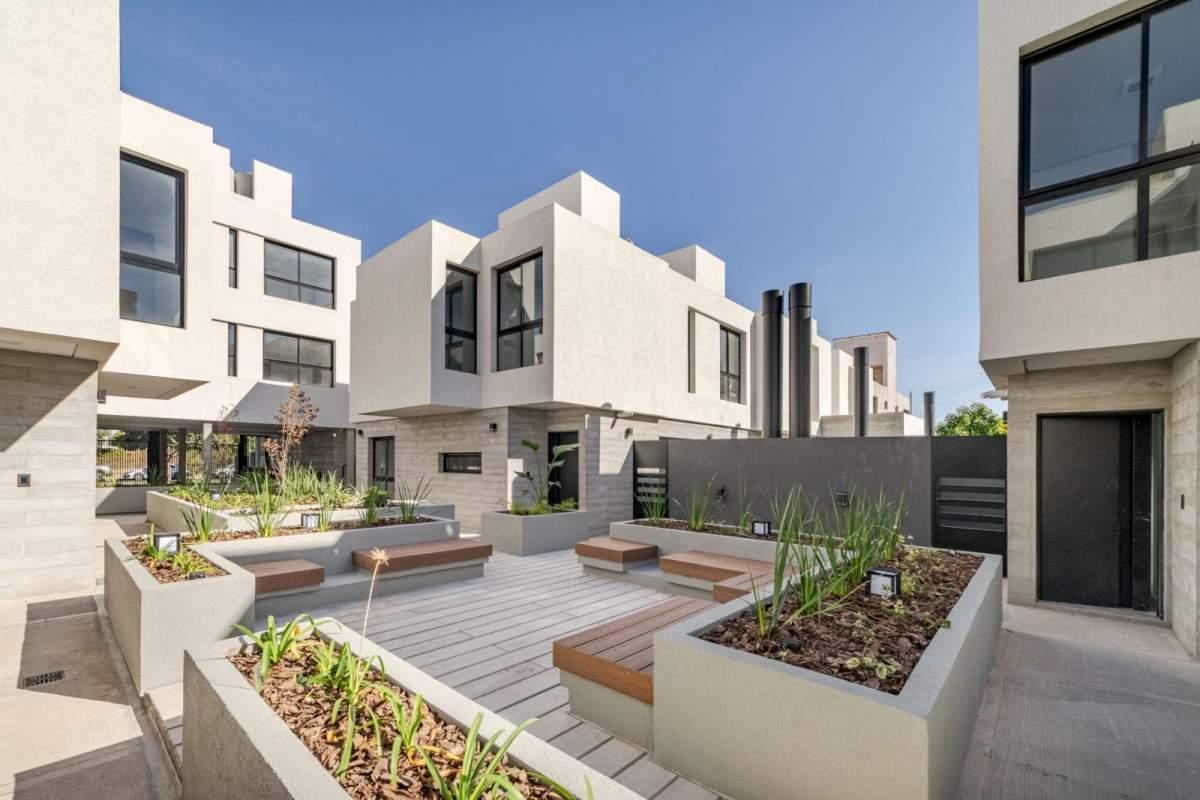 Casa a estrenar en venta de 2 dormitorios y 1-2- Housing Distrito 20  Nuevo Poeta Lugones