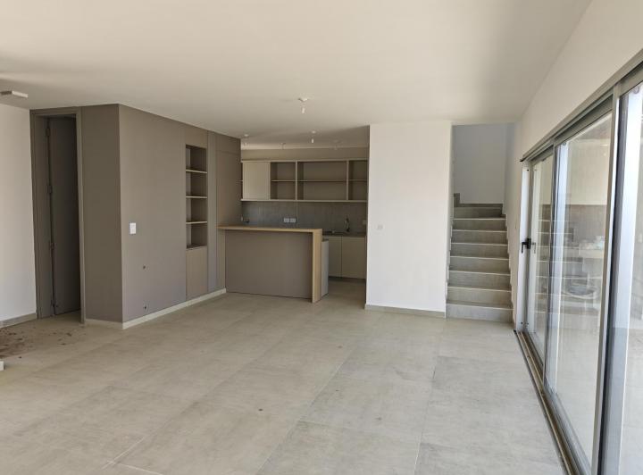 DUPLEX DISTRITO SUR VENTA 3 DORMITORIOS 1