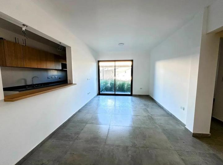 VENTA DE DEPARTAMENTO DE 2 DORMITORIOS - PRADOS DE MANANTIALES 3
