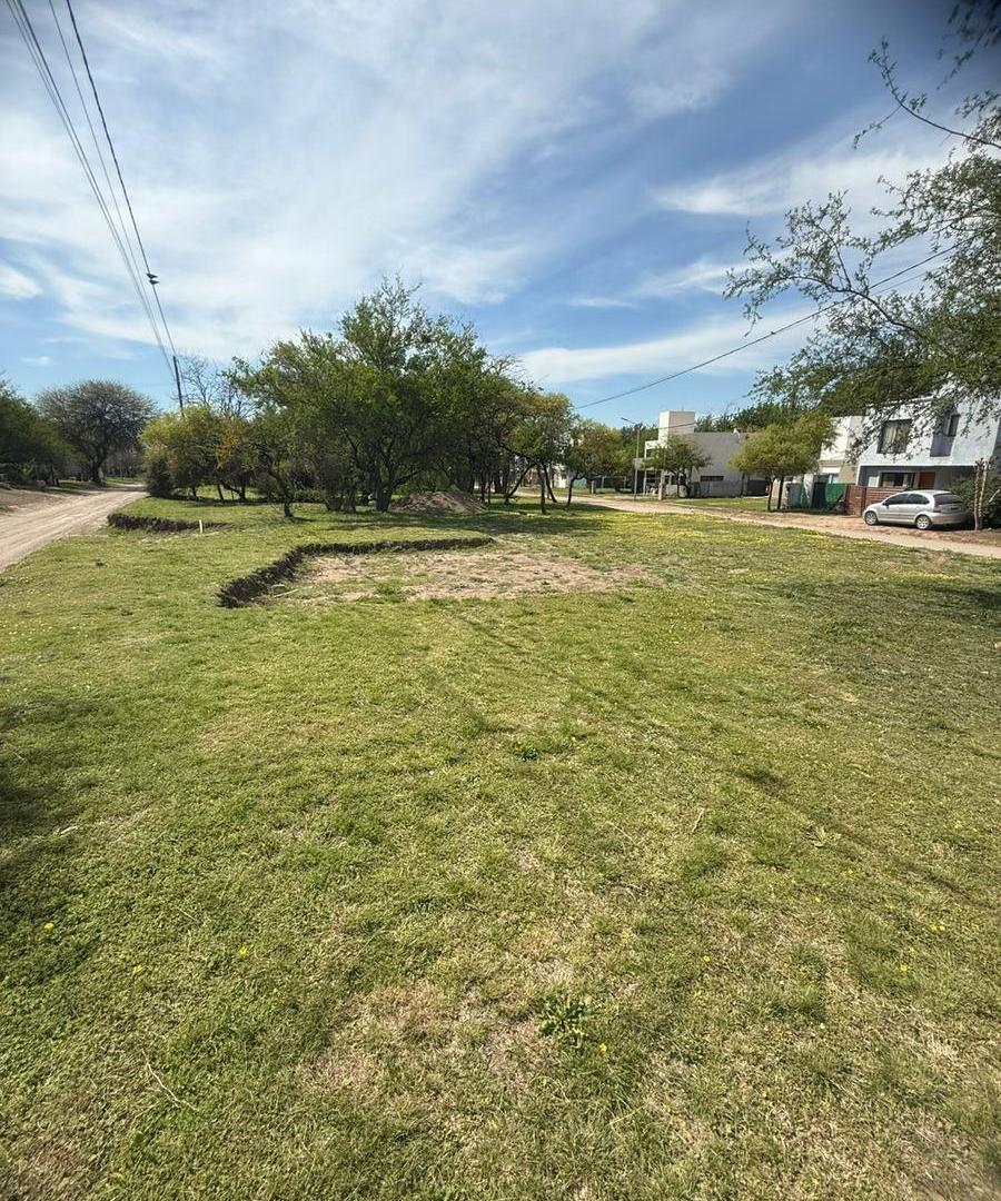 TERRENO EN VENTA Villa Catalina, Rio Ceballos