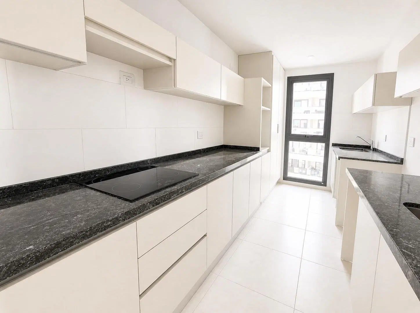 DEPARTAMENTO EN VENTA A ESTRENAR DE DOS DORMITORIOS CON COCHERA EN OPERA PARK 4