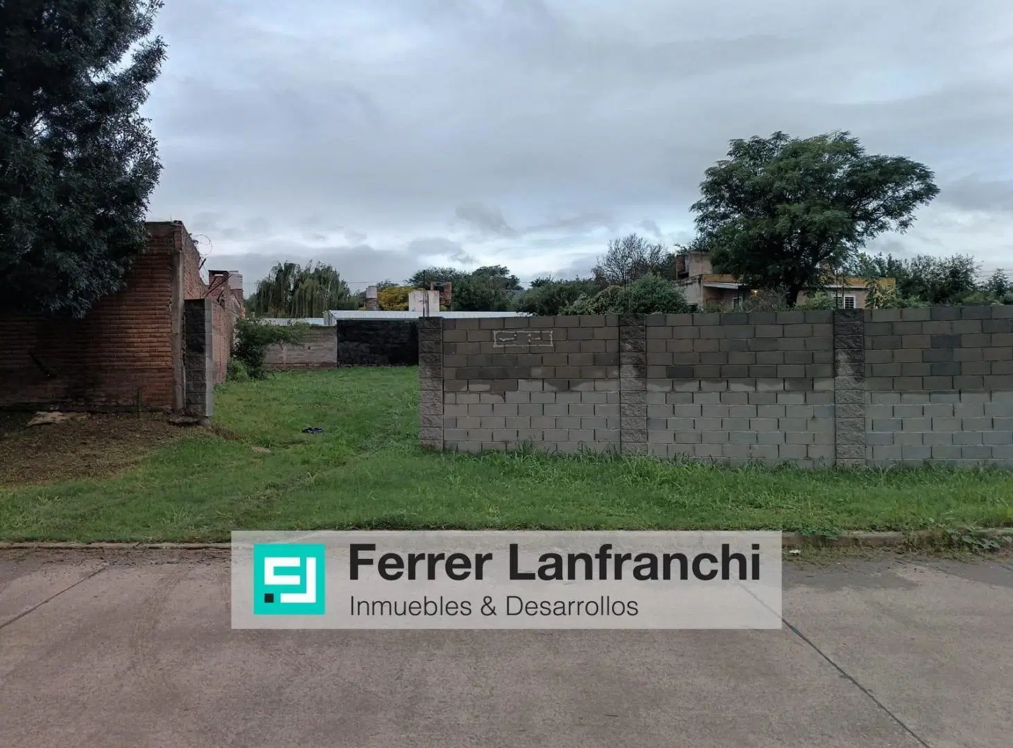LOTE EN VENTA 766 M2. VILLA RIVERA INDARTE 4