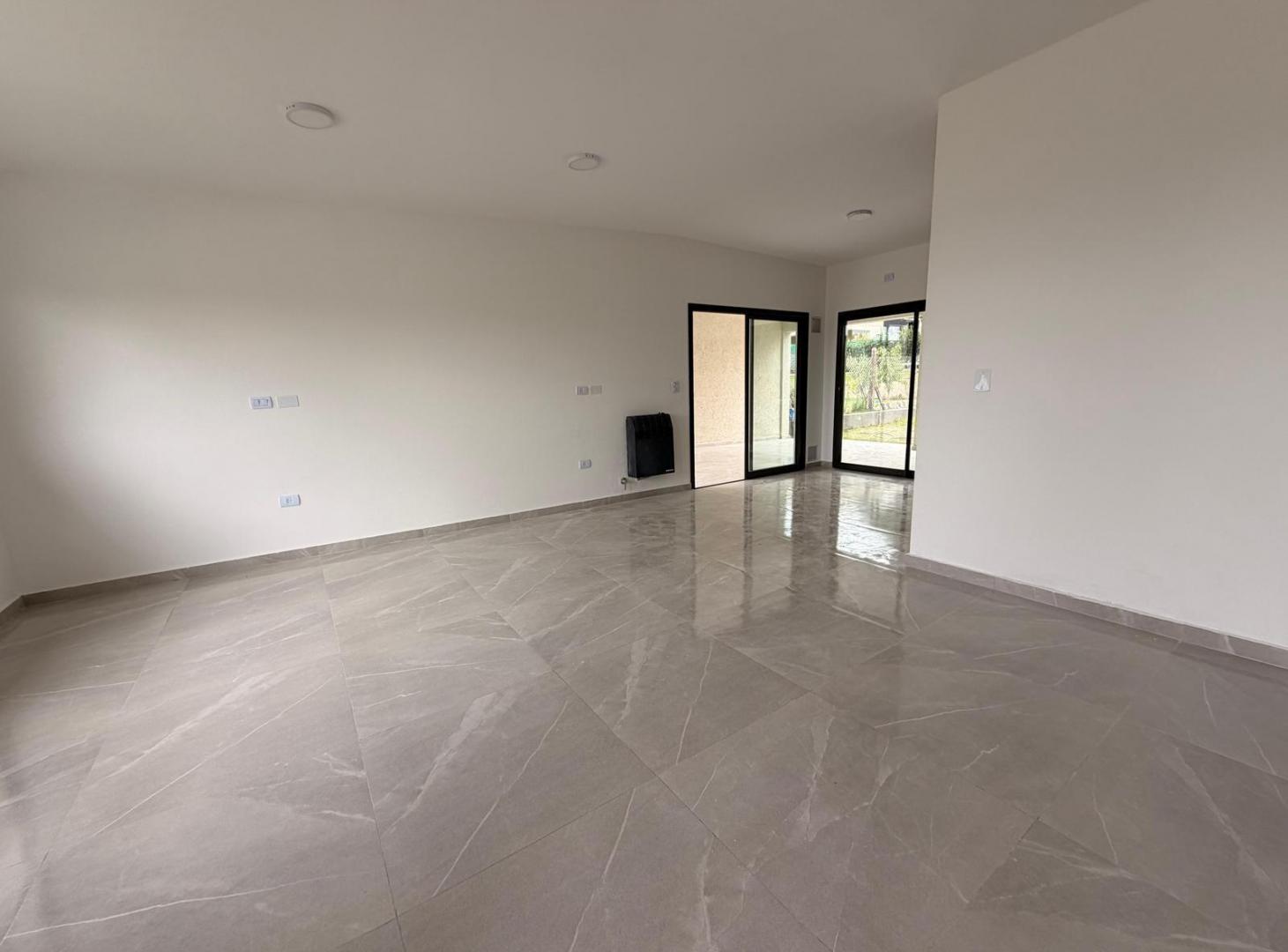 CASA EN VENTA TEJAS IV