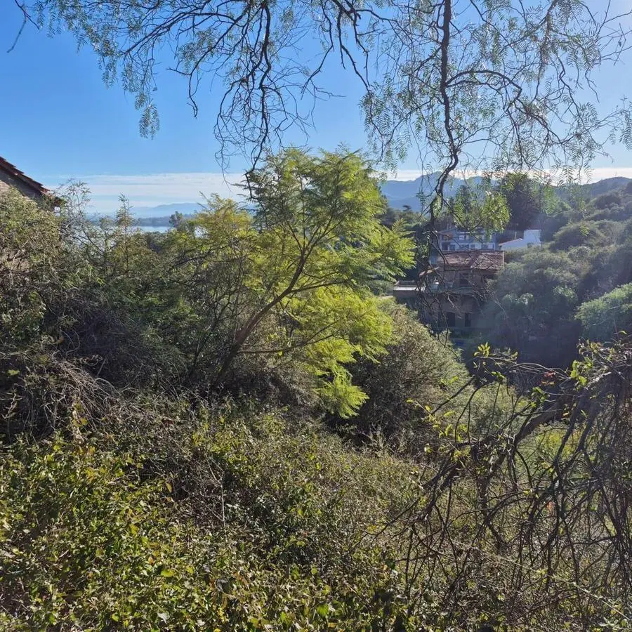 LOTE EXCELENTE - VISTA AL LAGO - COSTA AZUL 4