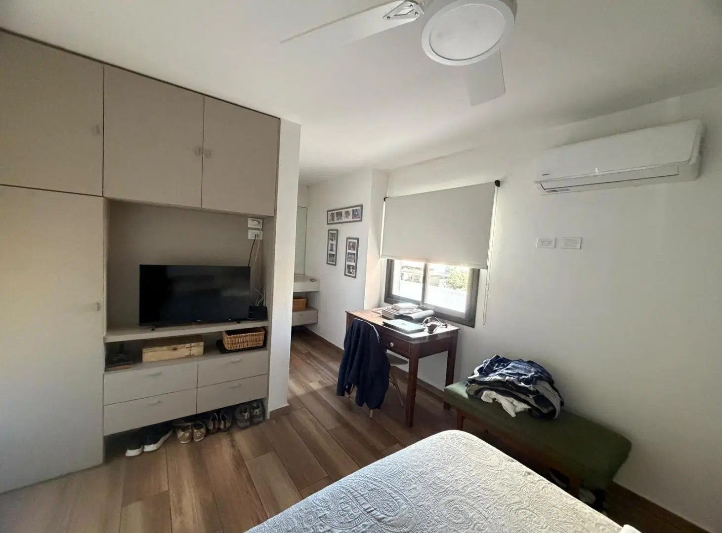 DUPLEX EN VENTA I 3 DORMITORIOS I LOMAS DE MANATIALES 4