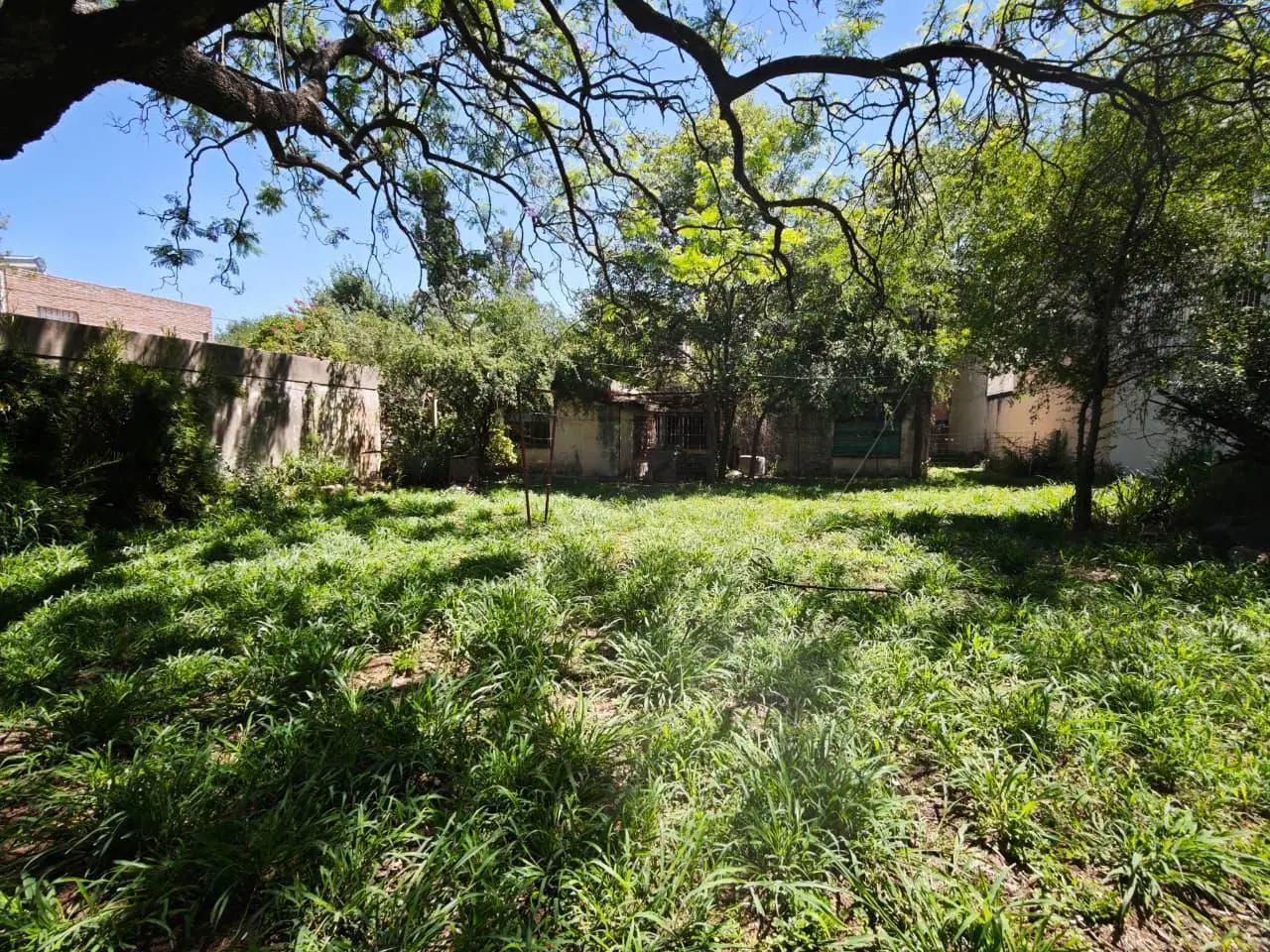 CASA A REFACCIONAR EN VENTA BARRIO PROVIDENCIA 4