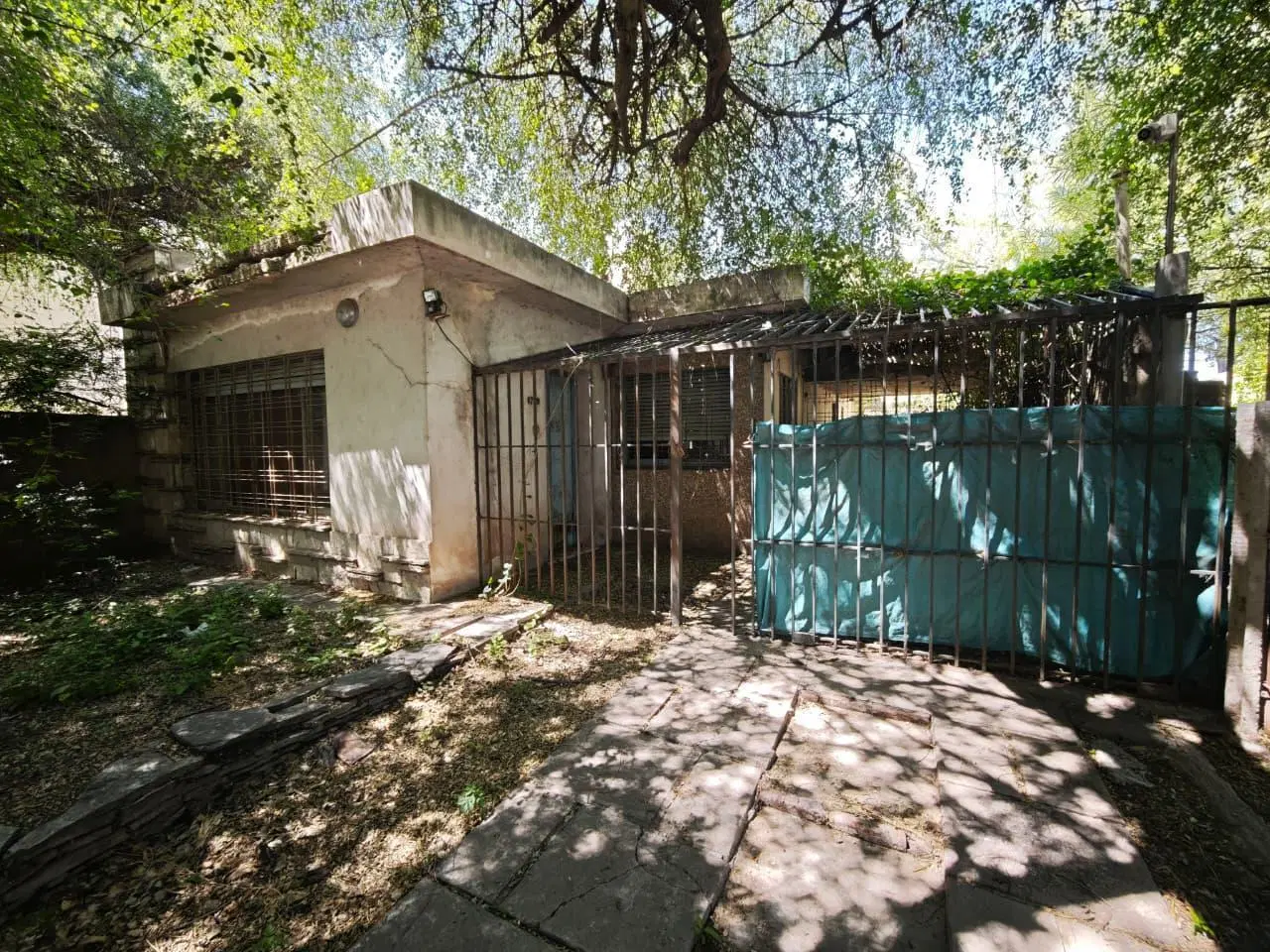 CASA A REFACCIONAR EN VENTA BARRIO PROVIDENCIA 5