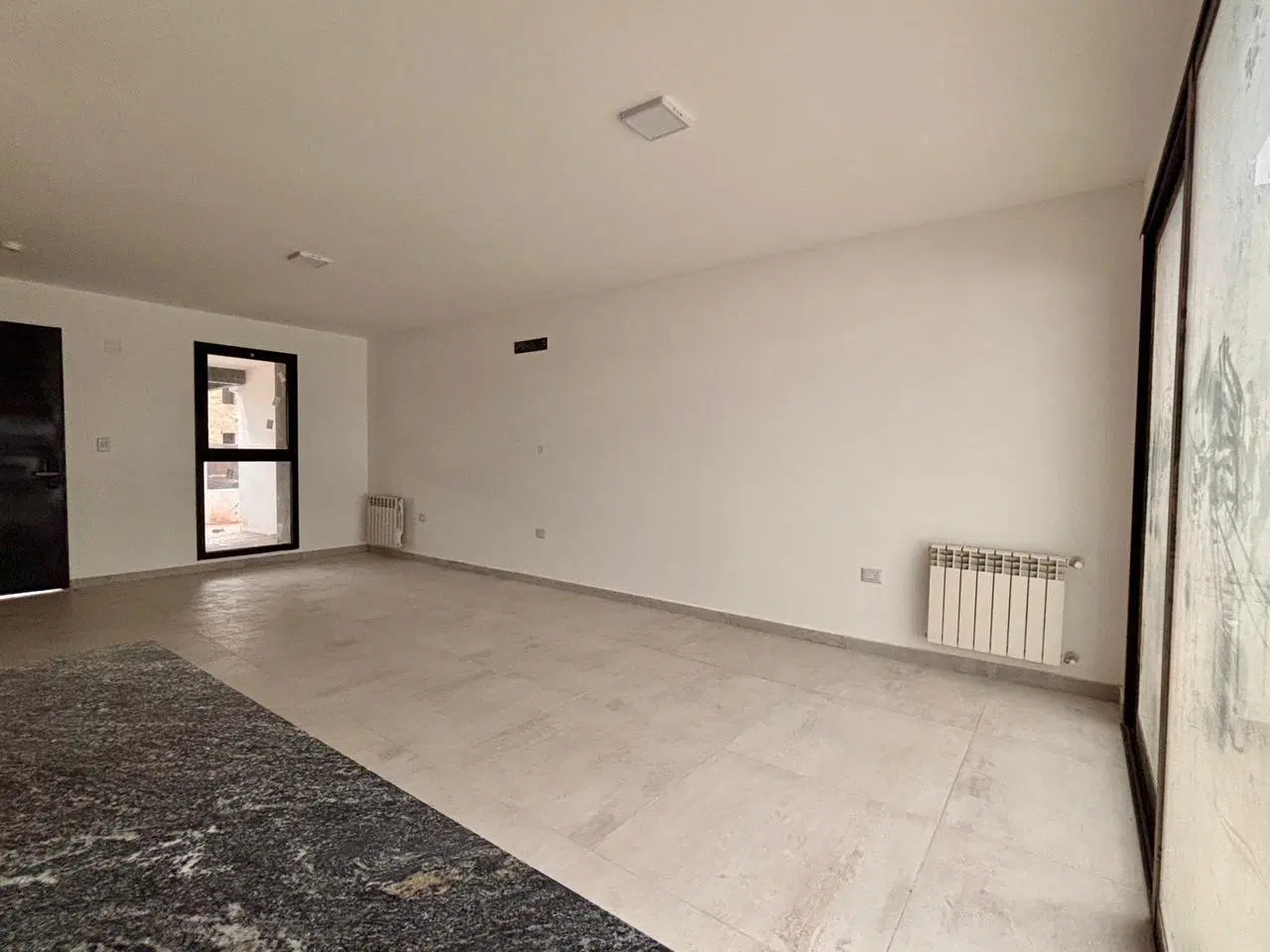 DUPLEX EN VENTA DE 3 DORMITORIOS EN QUEBRADAS DE MANANTIALES 2