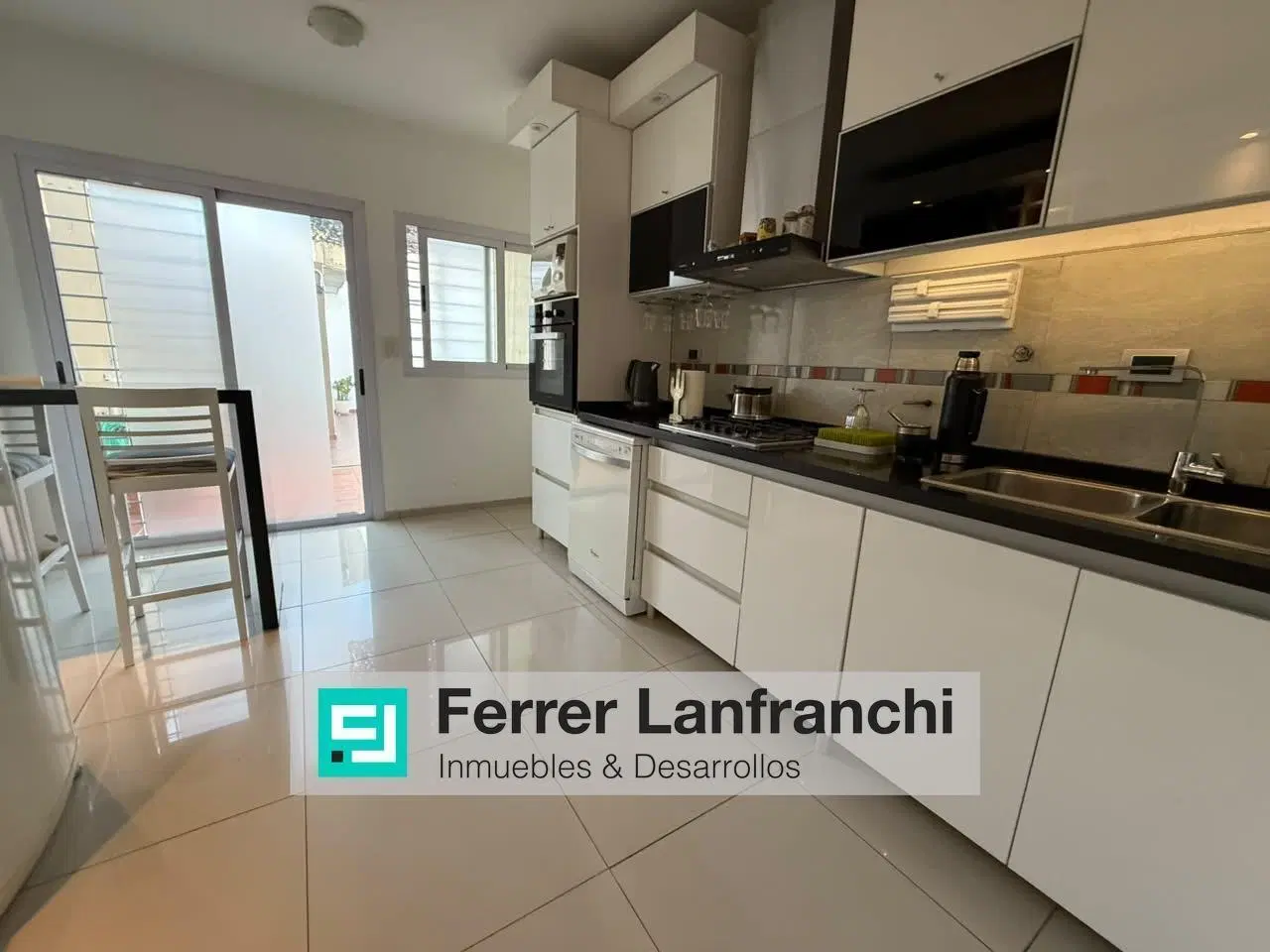 Casa en Venta en Villa Marta 3  DORMITORIOS 4