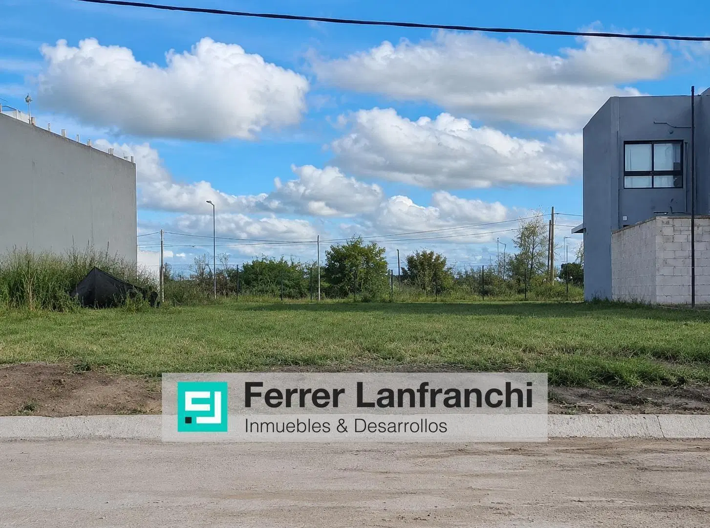 LOTE  CENTRAL EN VENTA DE 250 M2 EN DOCTA AVENIDA MALAGUEÑO 4