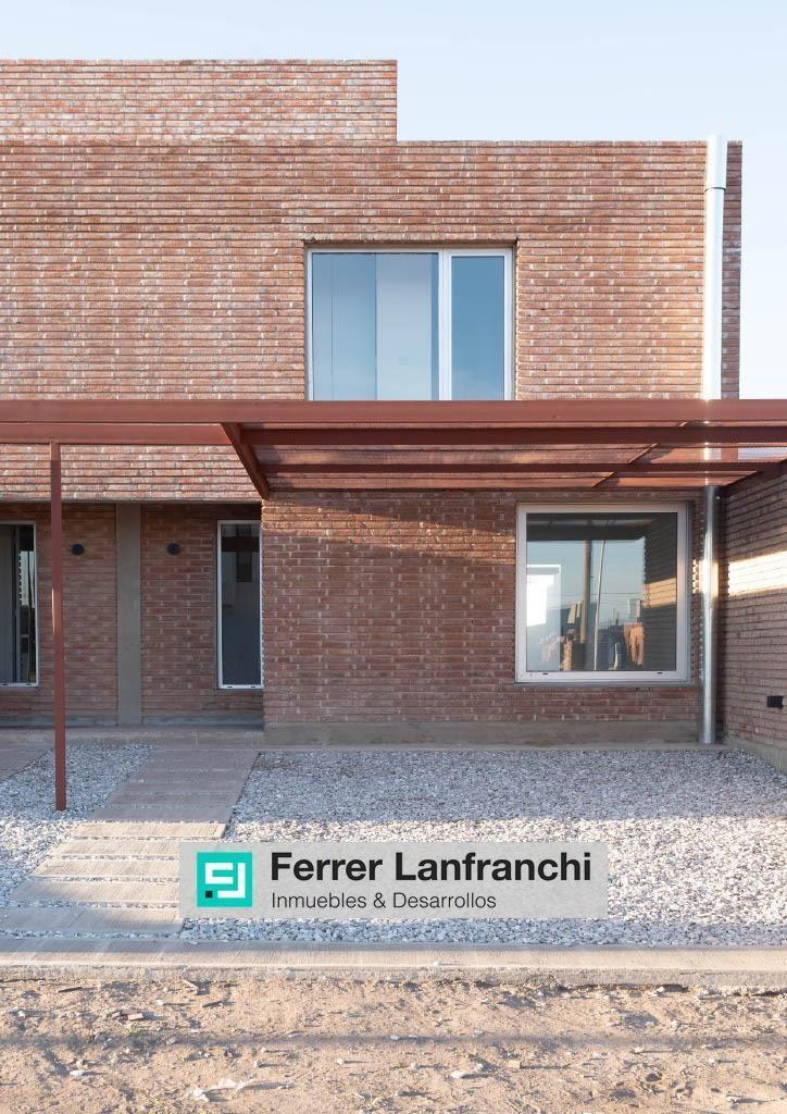 VENTA DE DUPLEX 3 DORM. DOCTA AVENIDA