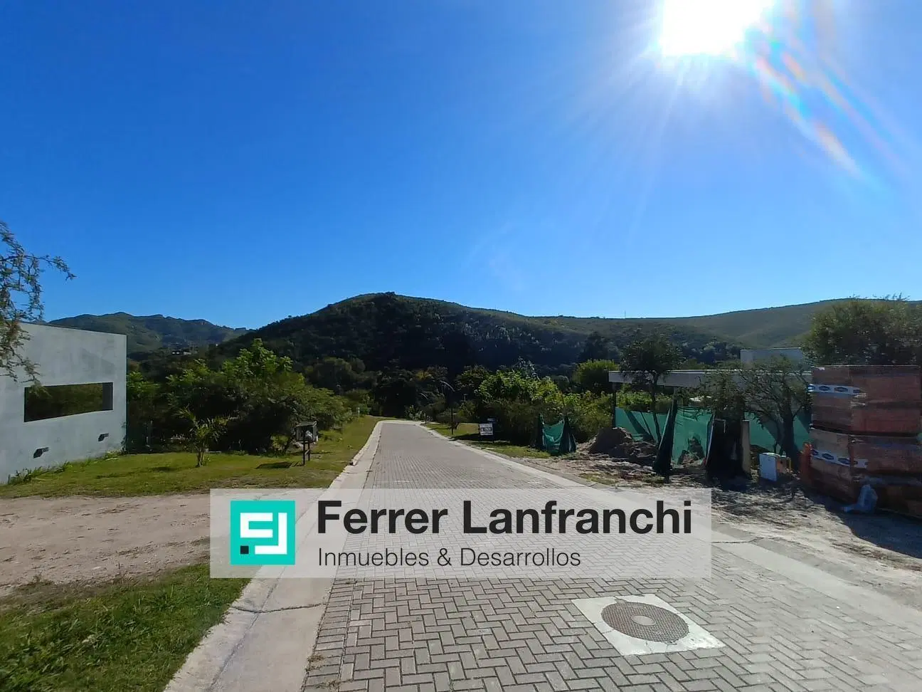 LOTE CENTRAL COLINAS DE LA DESEADA 5