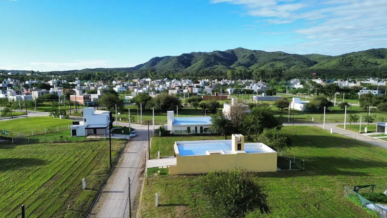 CASA EN VENTA TEJAS IV 4