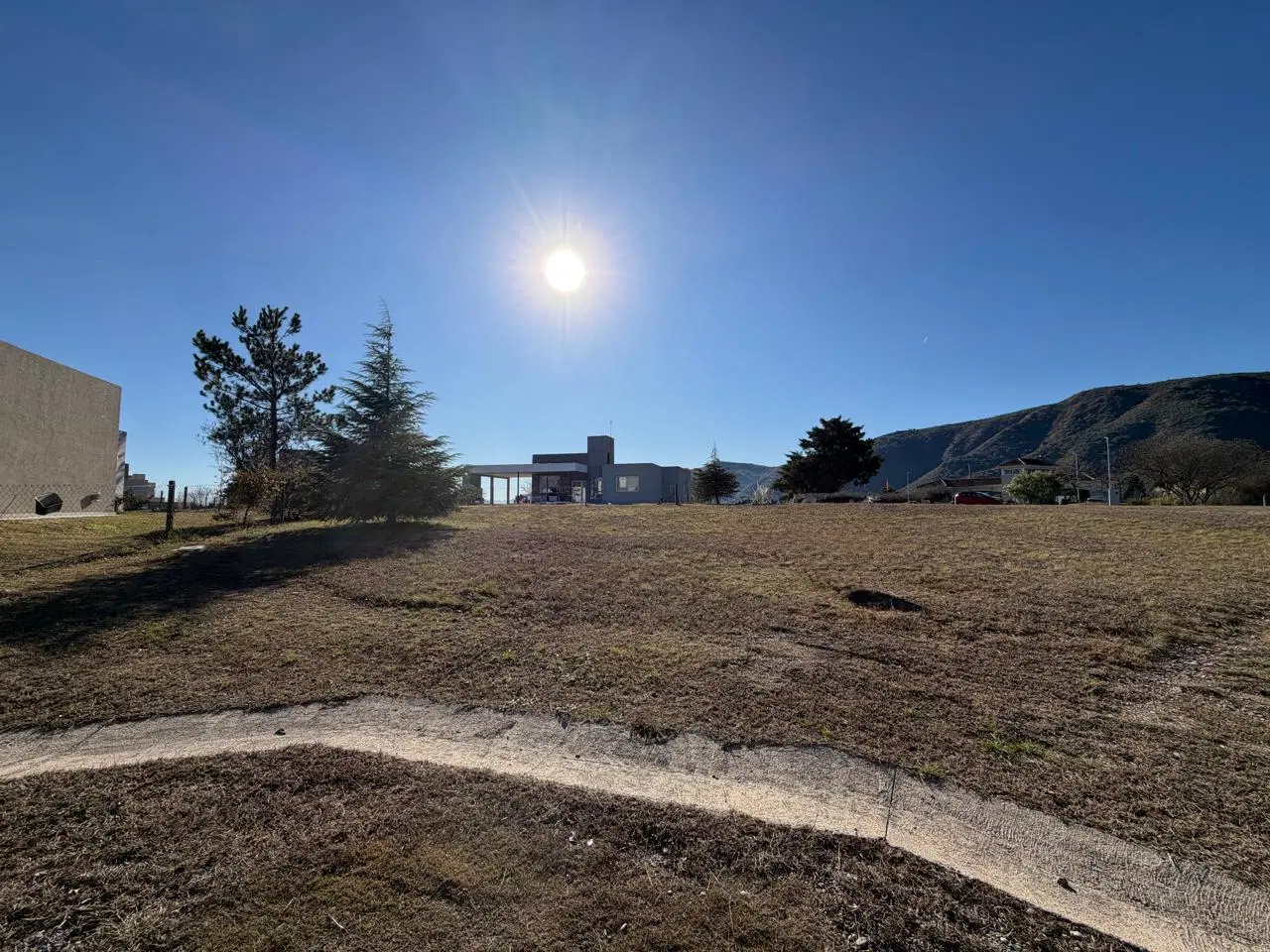 LOTE EN VENTA CARLOS PAZ GOLF COUNTRY CLUB 8