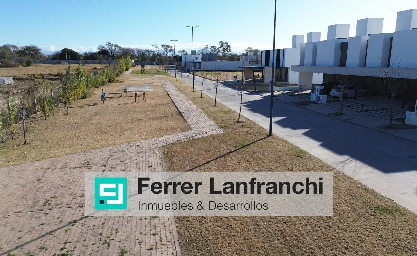 LOTE EN VENTA APTO DÚPLEX DISTRITO SUR 2