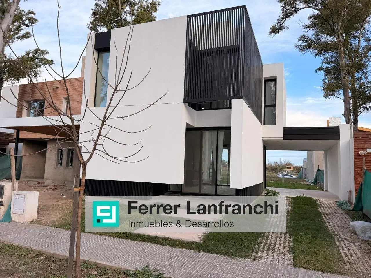 CASA EN VENTA NUEVO MALAGUEÑO 2