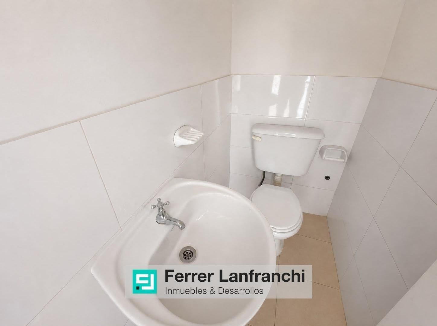 Foto de Alquiler de local comercial Pueyrredon 800, imagen 4