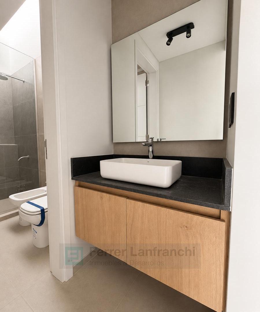 Foto de DUPLEX EN VENTA NUEVO MALAGUEÑO, imagen 1